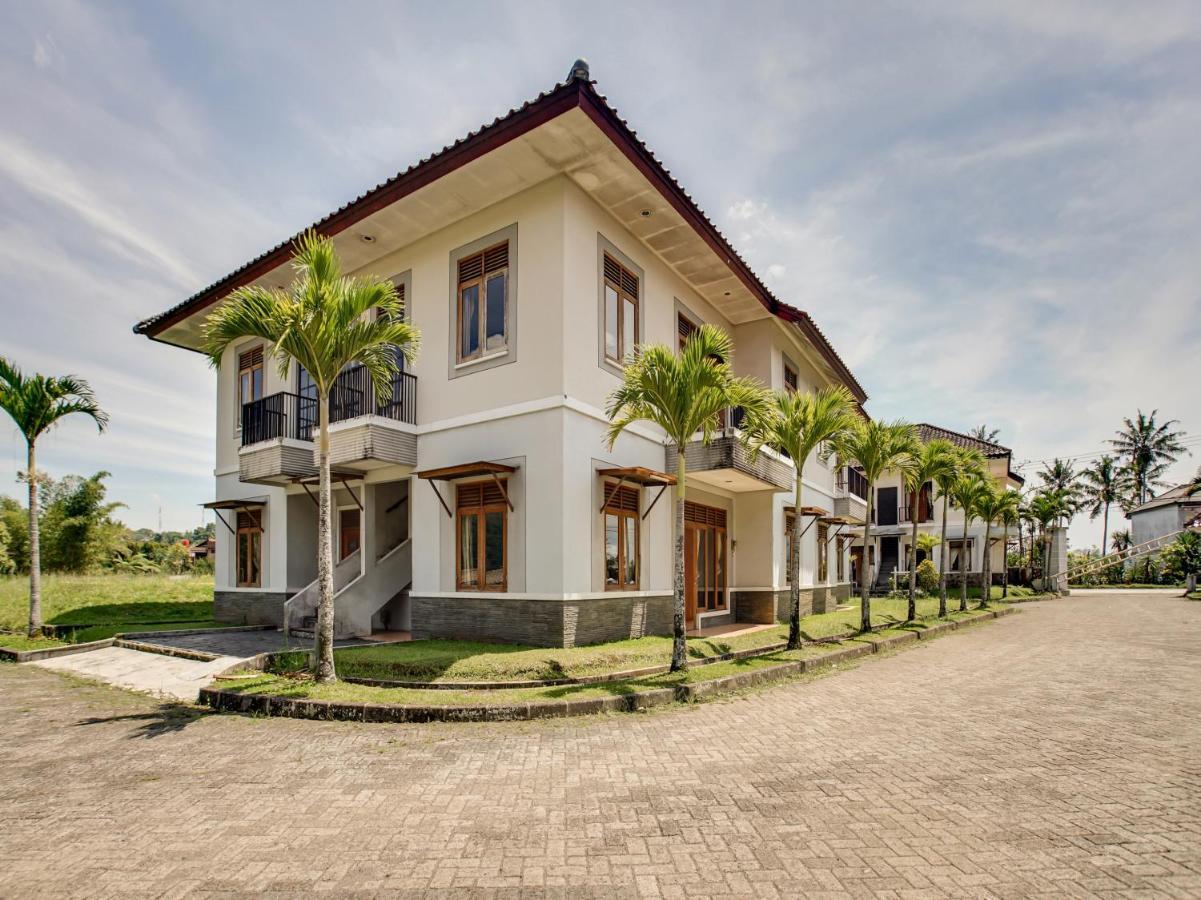 OYO 3896 Villa Pesona Wisata Puncak Cianjur Bagian luar foto